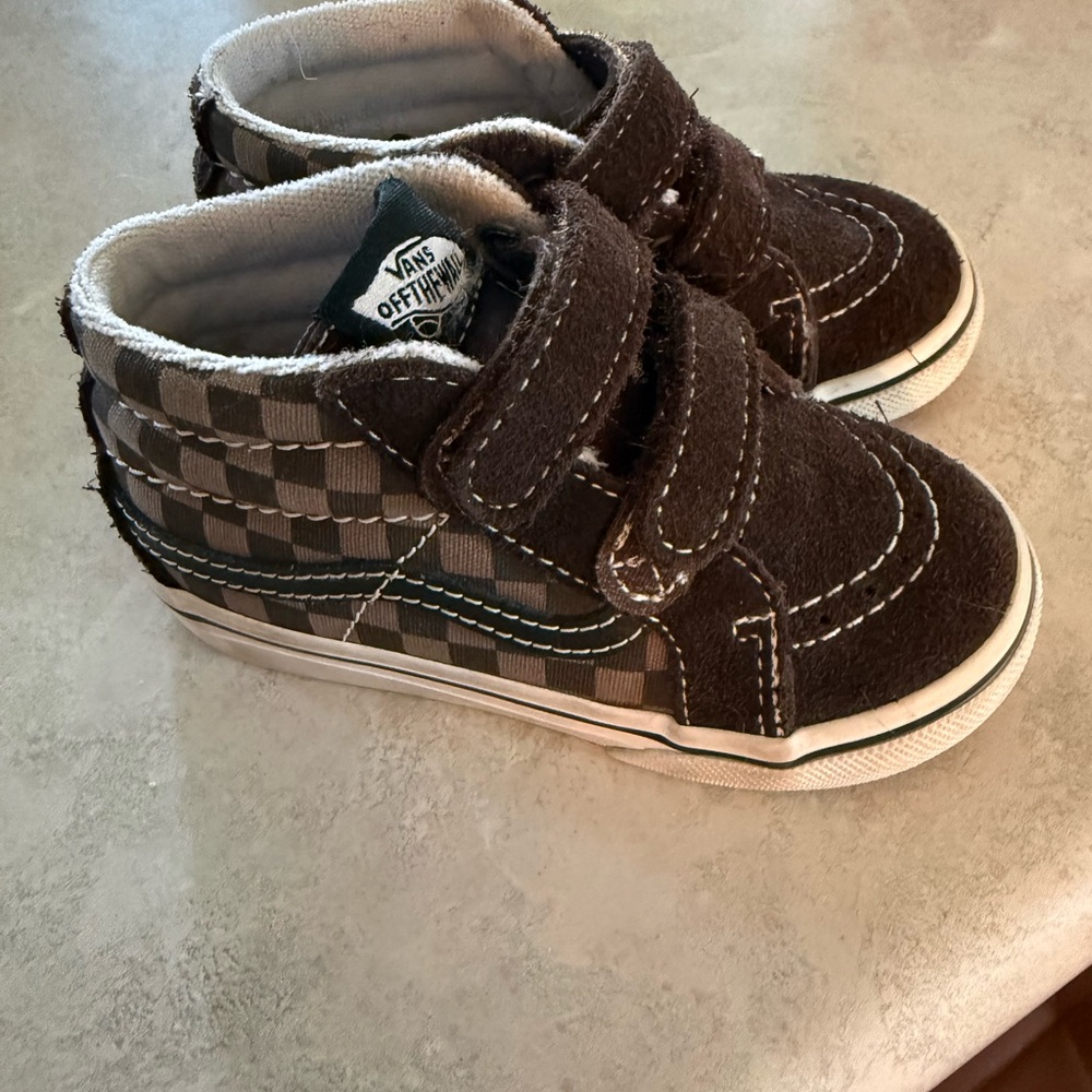 Vans Kids Brown Checkered High-Top Sneakers with Velcro Straps
